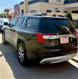 GMC Acadia